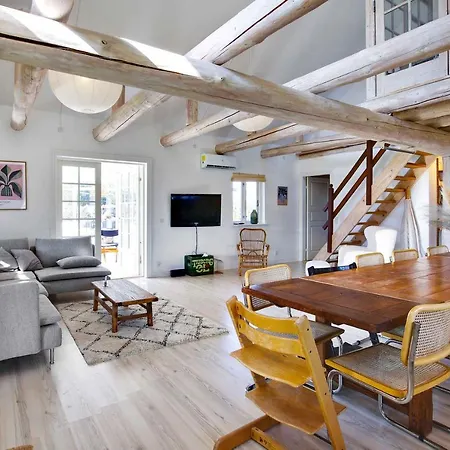 Holiday home Charming Close To The